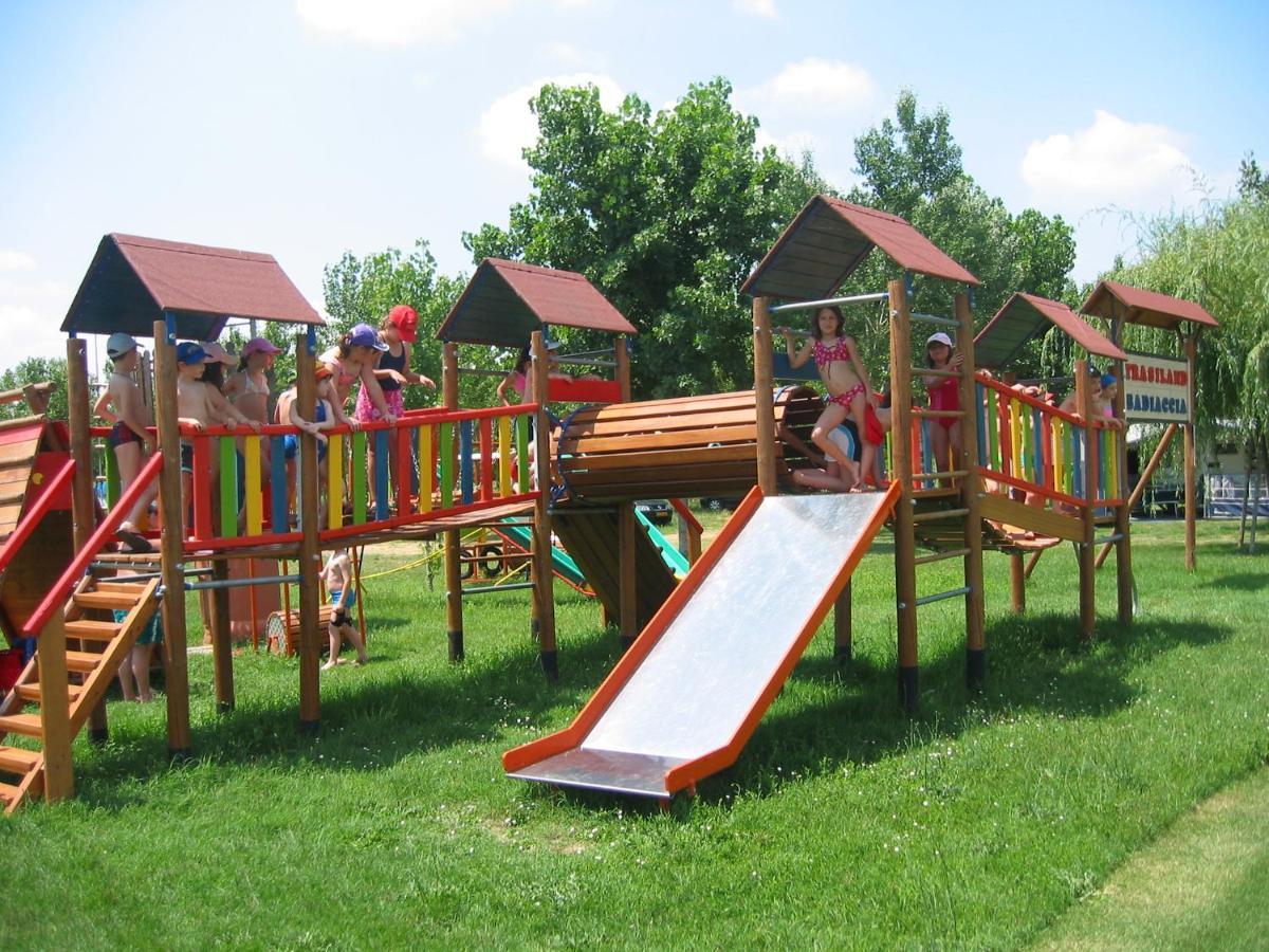 Camping Badiaccia Village Castiglione del Lago Eksteriør billede